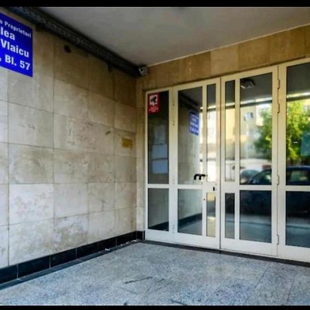 Apartmán Apart Uta3 Arad Exteriér fotografie