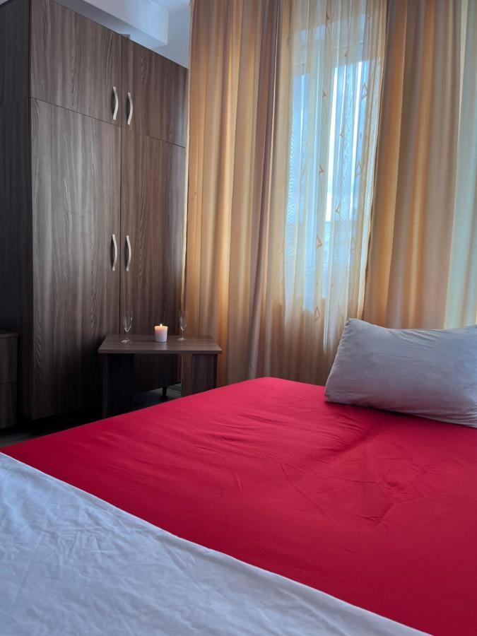Apartmán Apart Uta3 Arad Exteriér fotografie
